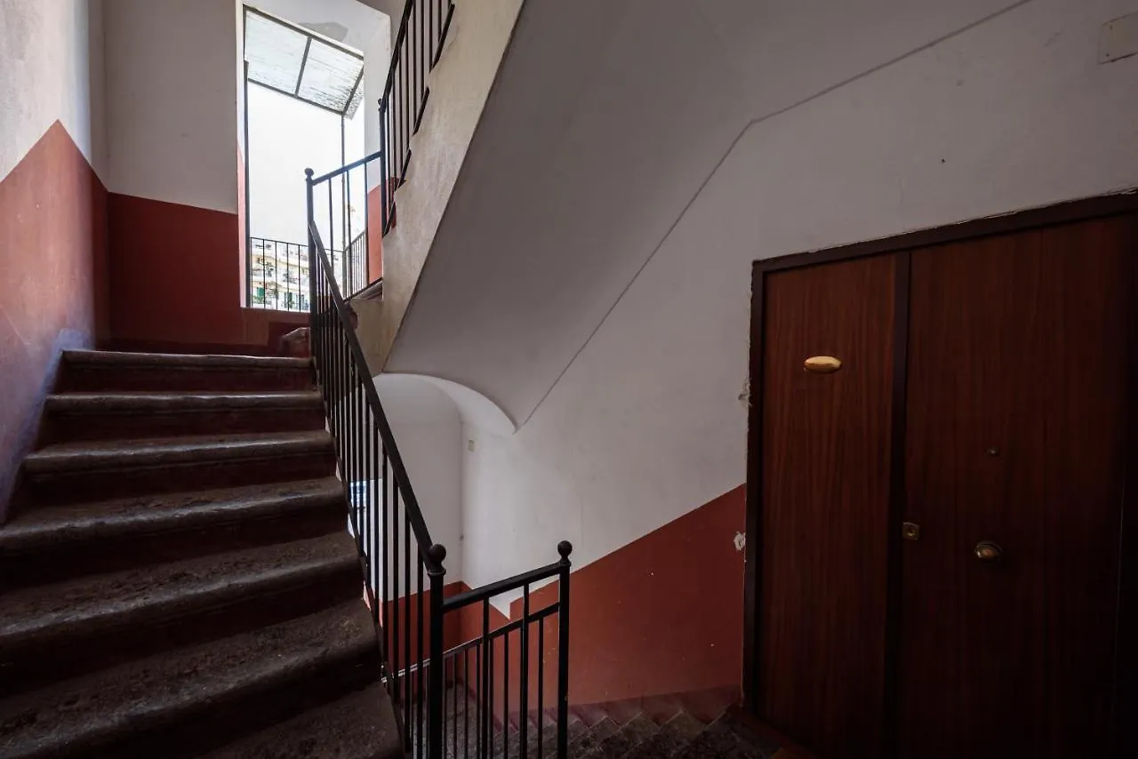 Apartment Maria Theresa Rooms & Garden Naples Italy