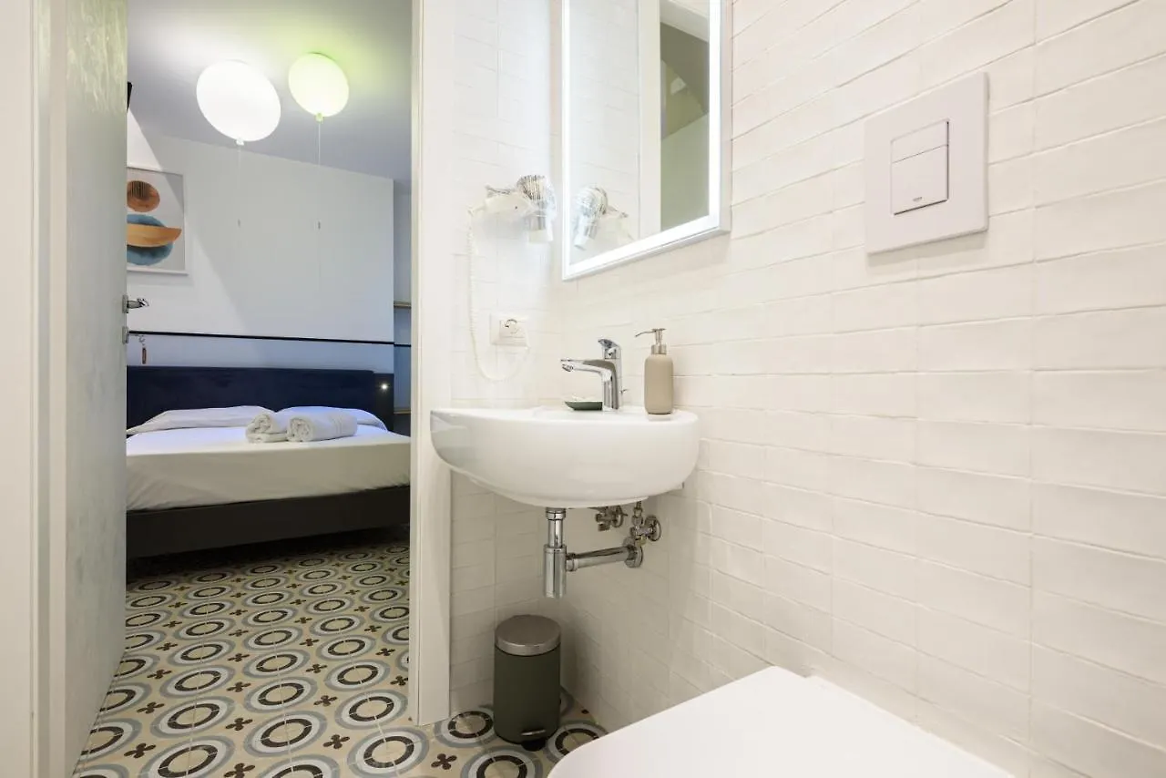 Maria Theresa Rooms & Garden Napoli Appartamento